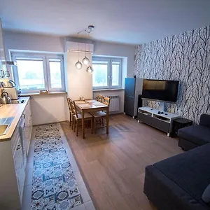 apartament-kris-412.szklarskaporebahotels.net/