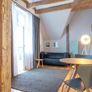 wilda-30a.poznan-hotels.com/